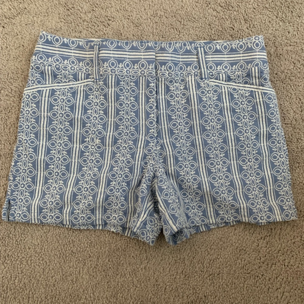 Ann Taylor LOFT Blue and White Embroidered Patterned Riviera Shorts Womens‎ Sz 2